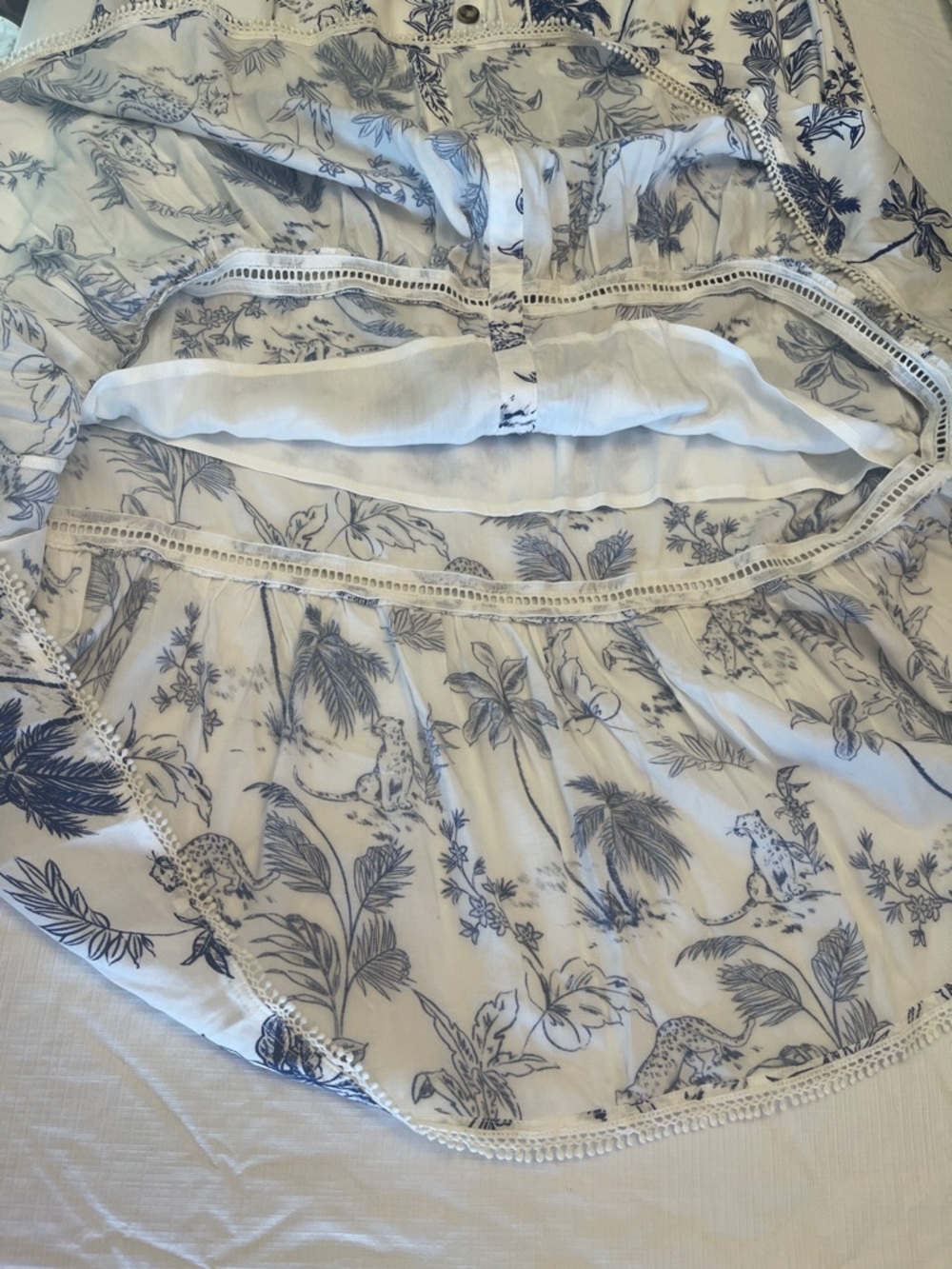 Lost + Wander White Maxi Dress with Blue Tropical Print NWT Size L - Picture 12 of 13